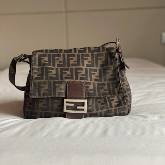 Authentic Fendi Mamma Baguette Zucca - Picture 2 of 10